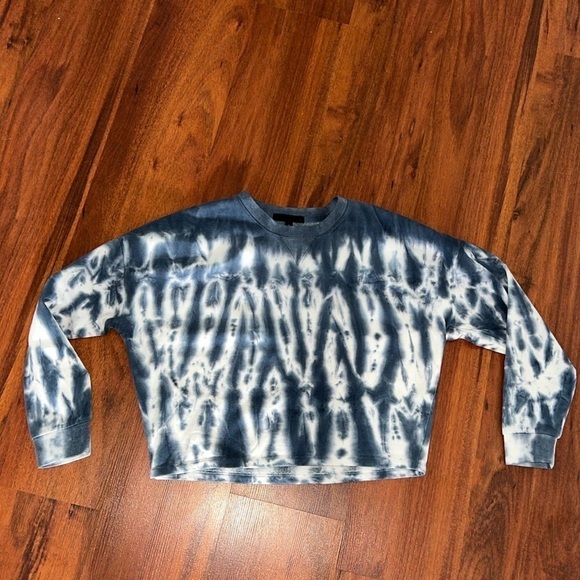 Tie Dye Cropped Crew Neck sweatshirt size small blue & white - Picture 8 of 14